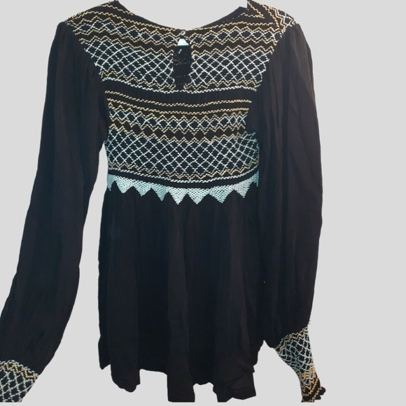 Free People Blouse/ Shirt!  💕😻 - Picture 2 of 6
